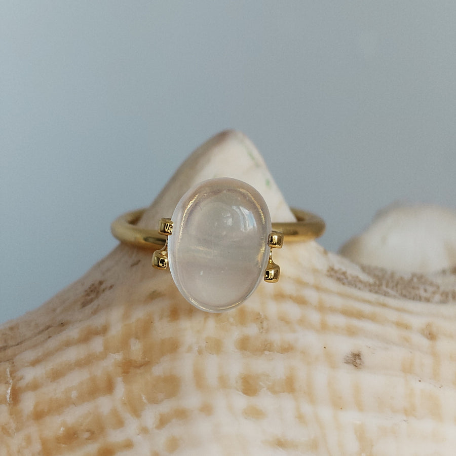 Moonstone 2.98 carat