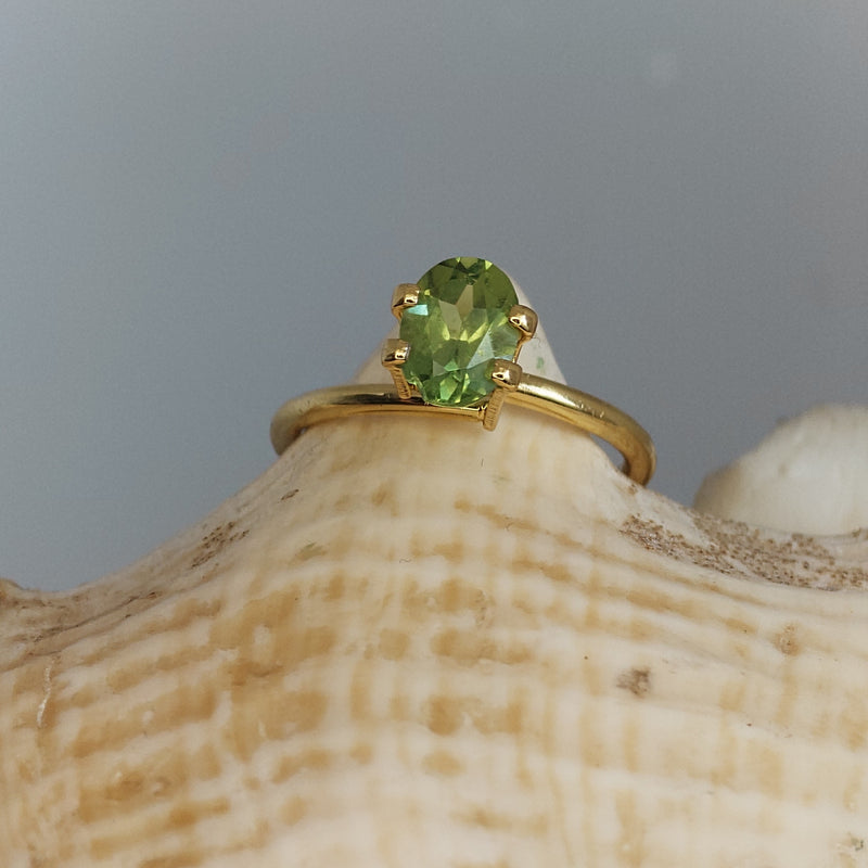 Peridot 1.37 carat